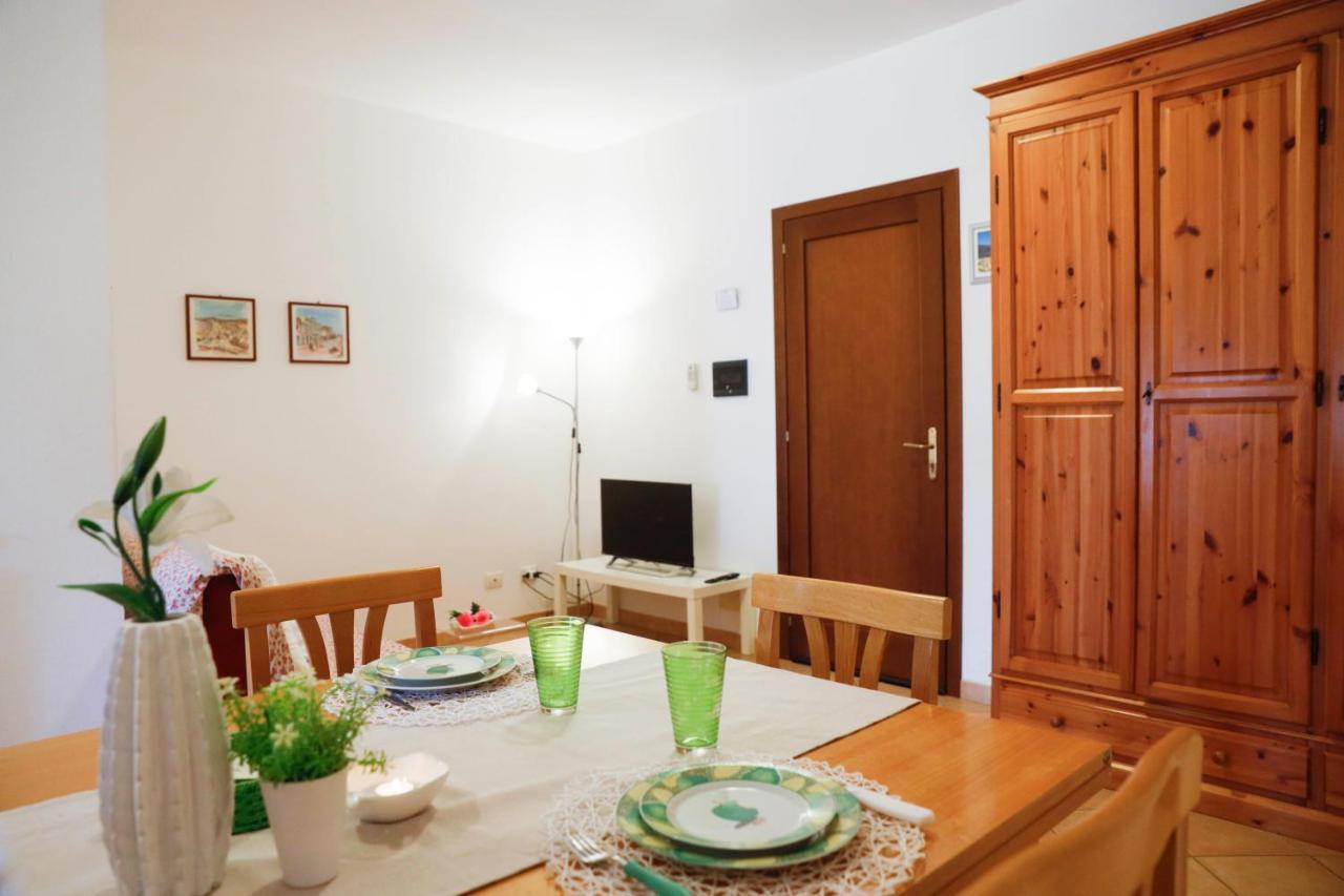 Il Melo Residence Porto Torres Eksteriør billede