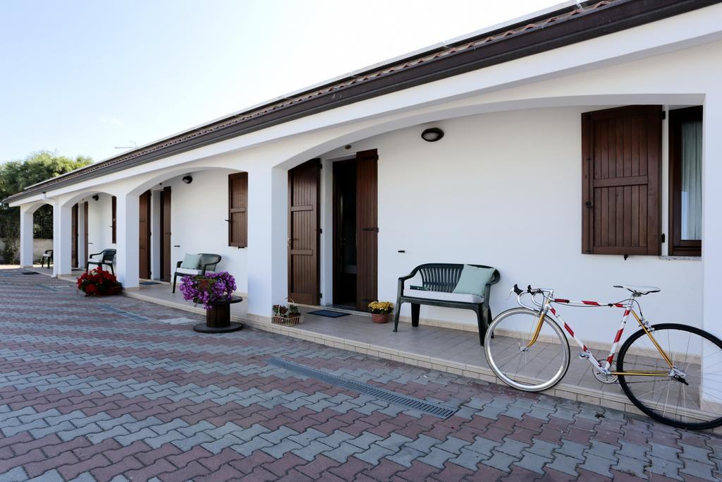 Il Melo Residence Porto Torres Eksteriør billede