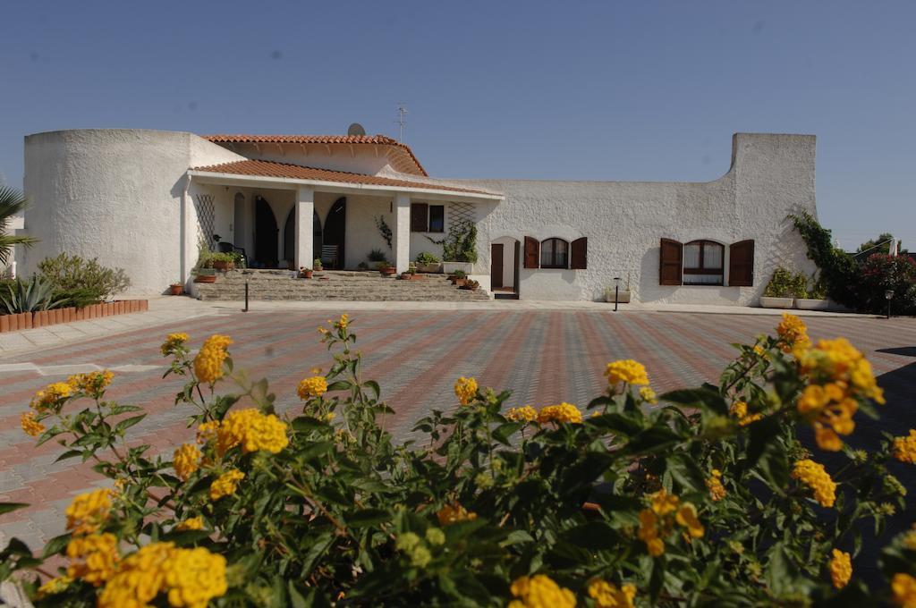 Il Melo Residence Porto Torres Eksteriør billede