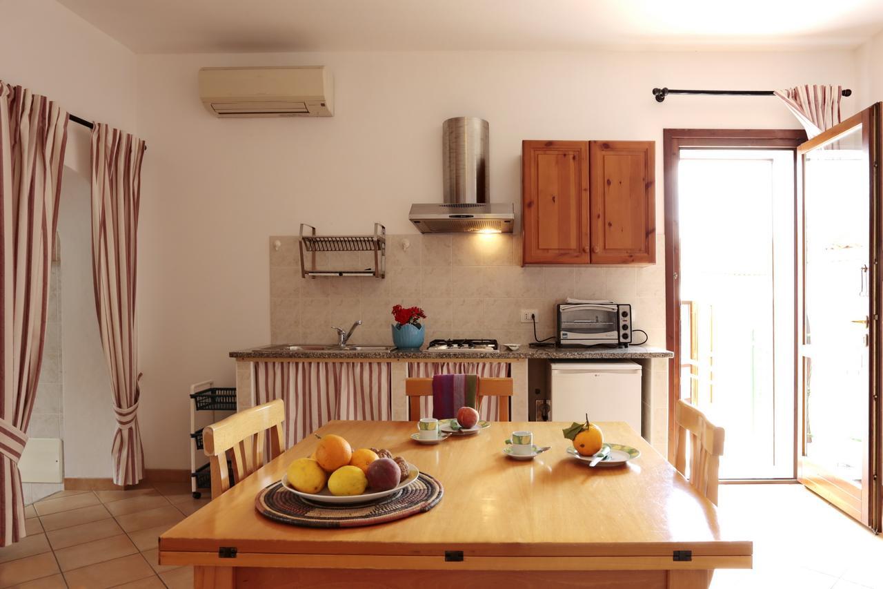 Il Melo Residence Porto Torres Eksteriør billede